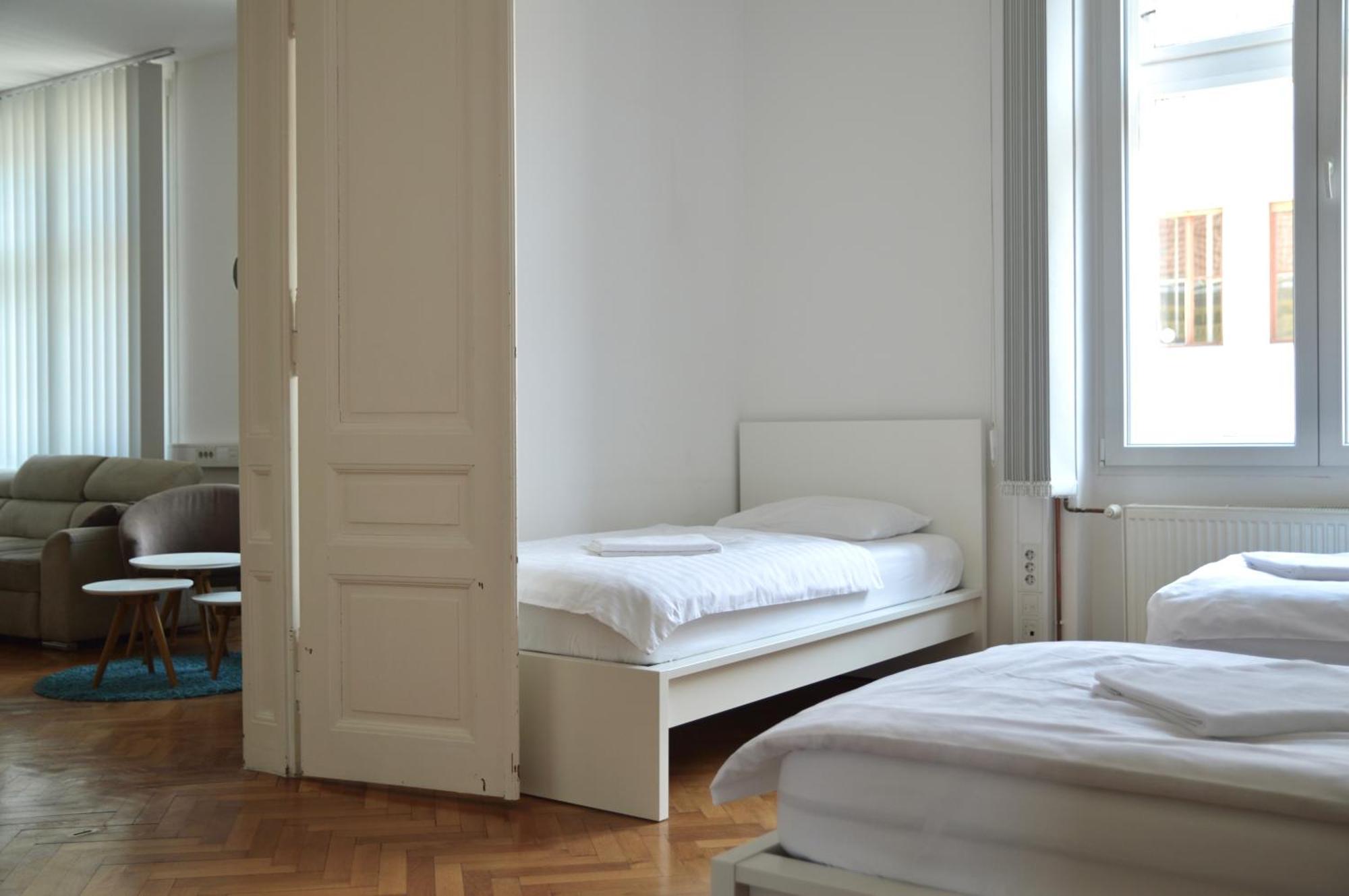 Apartment Trdinova Ljubljana Bagian luar foto